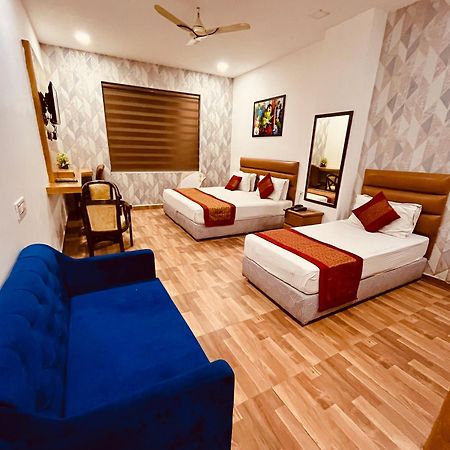 Amora Rooms Dwarka New Delhi Eksteriør billede