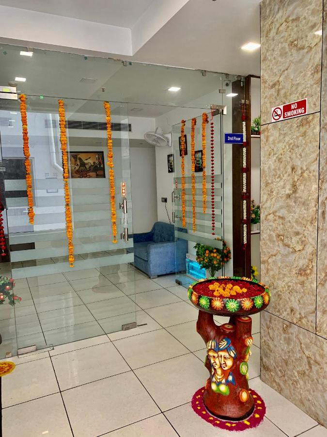 Amora Rooms Dwarka New Delhi Eksteriør billede