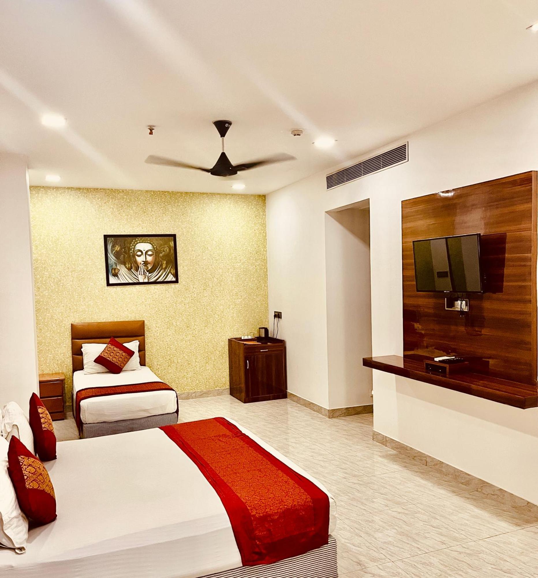 Amora Rooms Dwarka New Delhi Eksteriør billede