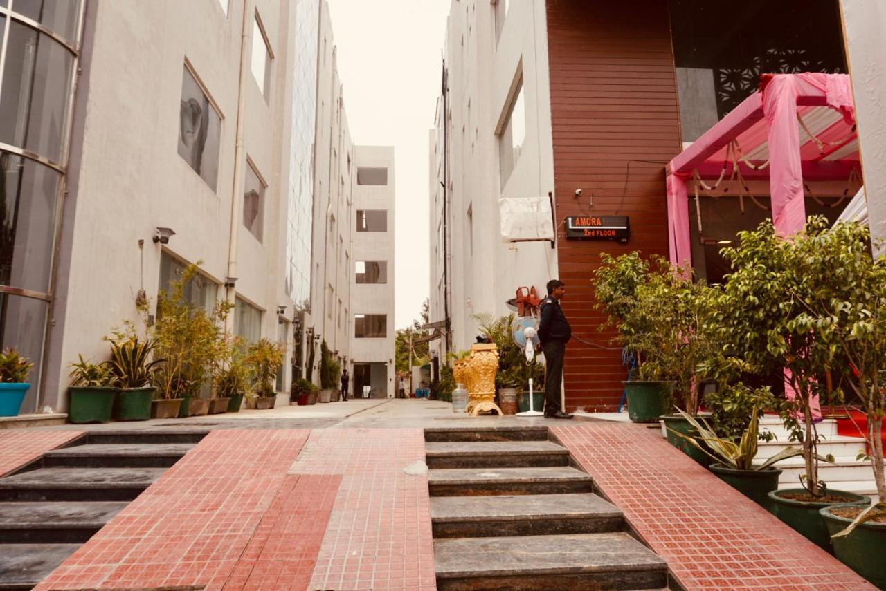Amora Rooms Dwarka New Delhi Eksteriør billede